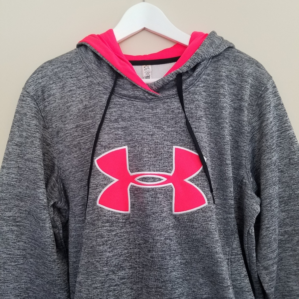 Under Armour ladies sweatshirt large